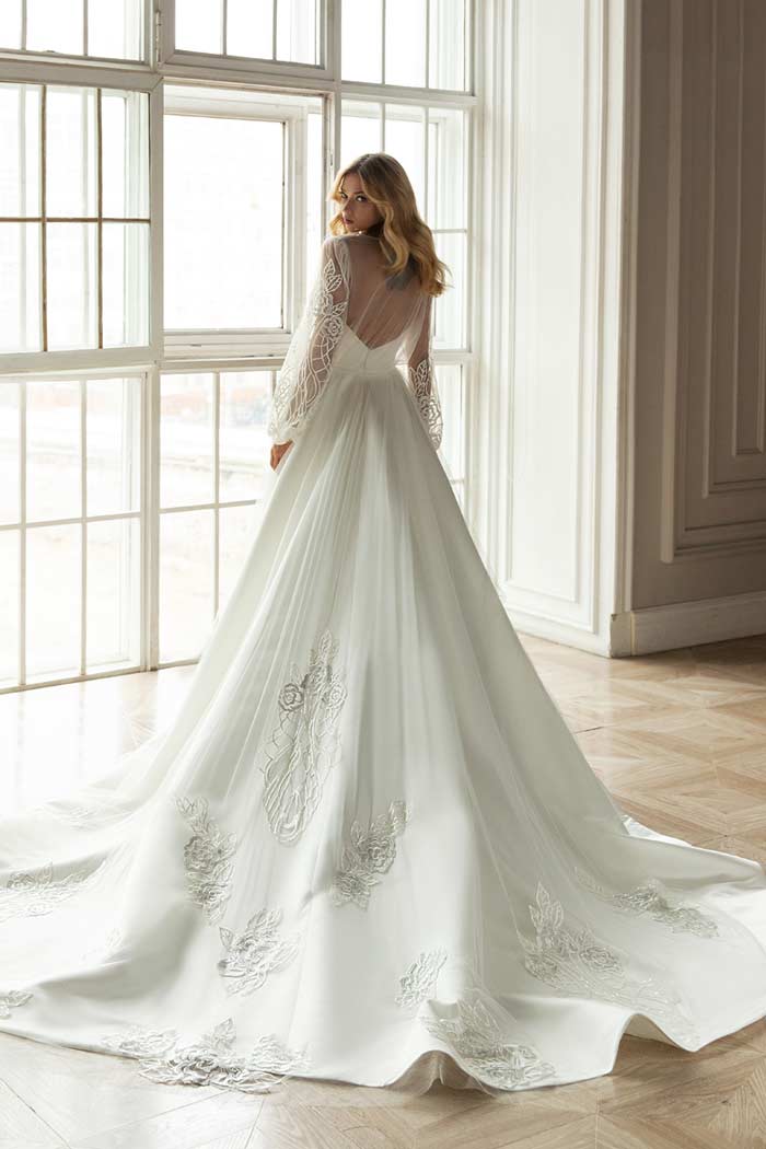 Less is More 2021 by Eva Lendel