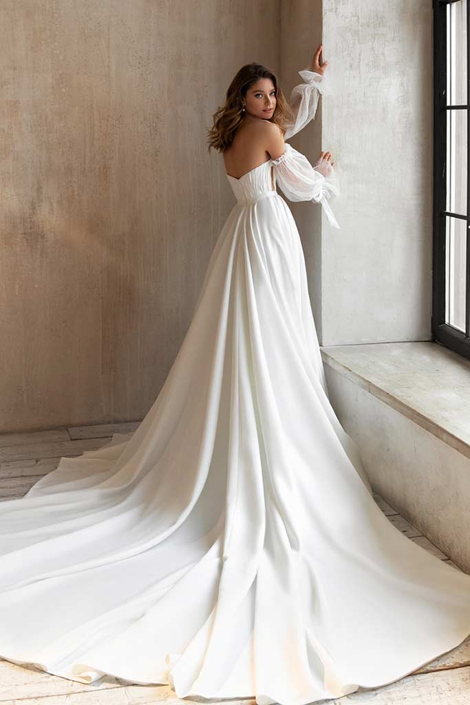 Less is More 2021 by Eva Lendel